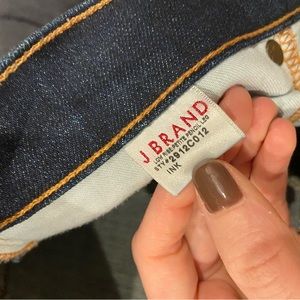 J Brand Low rise Pencil leg Size 29